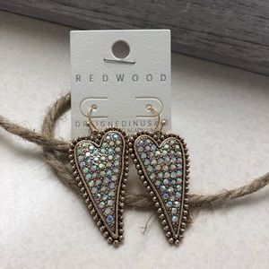 Redwood iridescent heart shape earrings